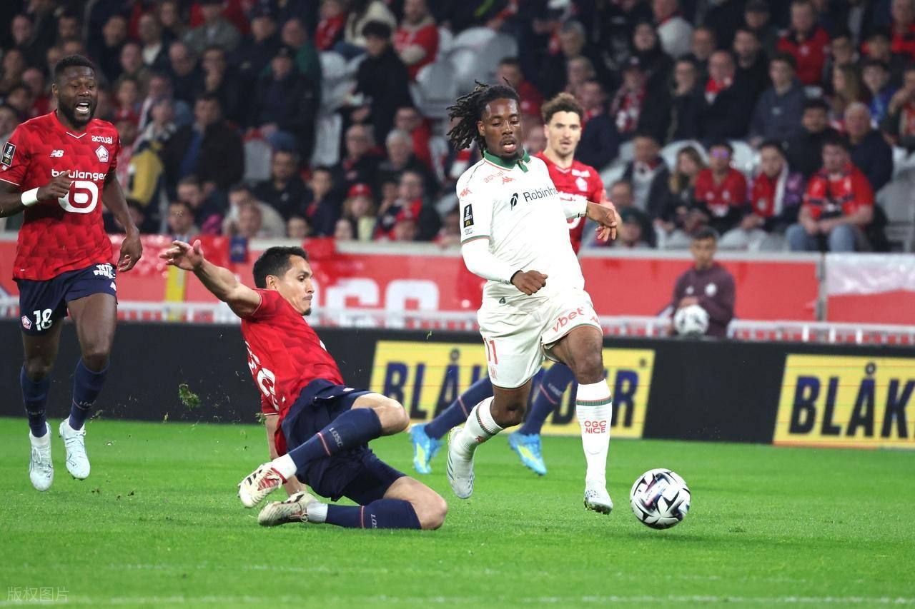 随着里尔0-0,马赛0-2,昂热1-1,法甲最新积分榜出炉